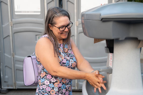Best Portable toilet rental cost  in Limestone Creek, FL